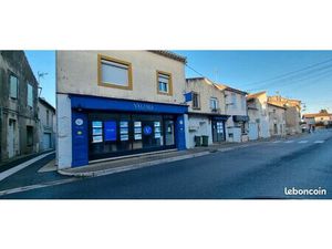 Loue Local commercial a Eyragues