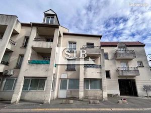 Local commercial 16 m² Montlhéry