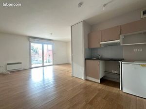Studio 1 pièce 35 m²