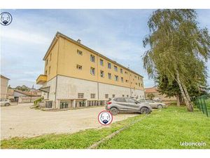 Immeuble 400 m² Vaucouleurs