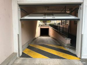 Place de parking double