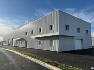 Local d'activités à vendre