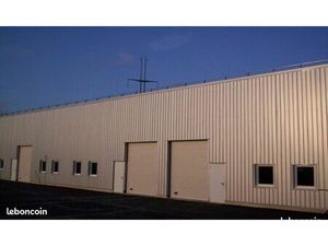 Local industriel 250m2 avec bureau