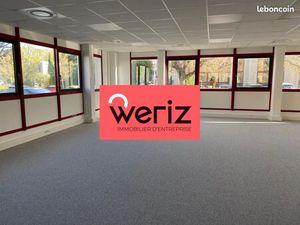 Bureaux 391 m²
