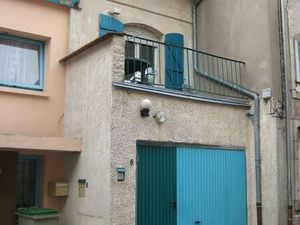 CENTRE VILLE VERDUN – PETITE MAISON INDIVIDUELLE ET APPARTEMENT MEUBLE avec garage et terr