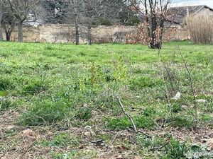 Terrain 1 050 m² Vourles