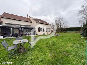 Maison 8 pièces 150 m²