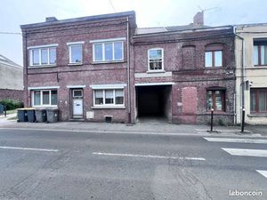 Dépôt / hangar 140m2