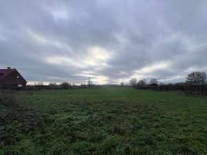 Terrain 1 921 m² Brillon