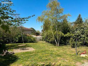 Terrain plat et arboré à Sainte-Foy-lès-Lyon