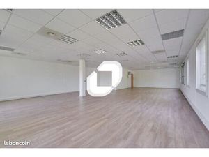 Bureau 128 m²