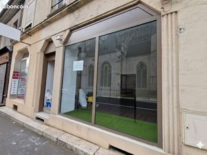 Boutique a louer