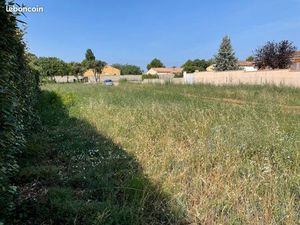 Terrain constructible viabilisé en lotissement