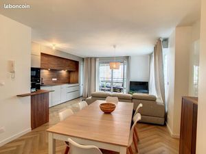 Idéal Investisseur ou Résidence principale - T3 Récent Meublé + Parking - Lyon 8