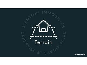 Terrain 2 077 m² Agde