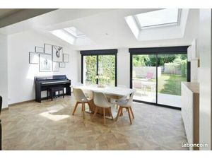 Maison rénovée  salon 55m2  5 chambres  2 Sdb