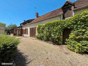 Longère 6 pièces 140 m²