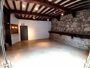 Local cachet 77m2 et jardinet