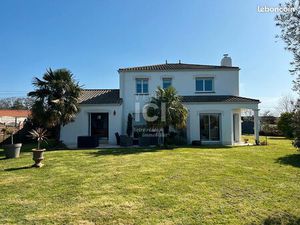 Maison 7 pièces 146 m²