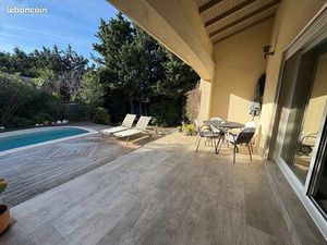 Maison d’env 140 m2 sur terrain au calme