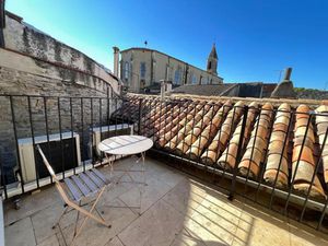 Location meublée maison 3 pièces 118 m² à Marguerittes (30320)  930 €