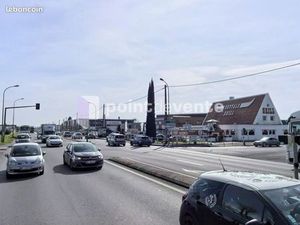 Commerce mobilier/décoration 570 m²