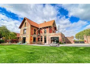 Maison 10 pièces 400 m²