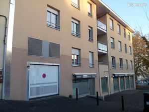 Garage dans résidence sécurisée