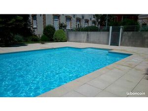 Appartement T3  terrasse  double garage  piscine