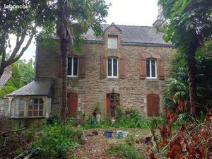 Maison +dépendance +hangar