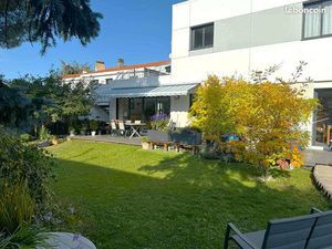 Maison en viager 7 pièces 182 m²