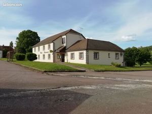 Murs hotel restaurant