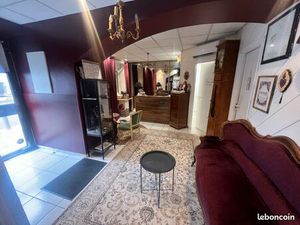 Local commercial / boutique