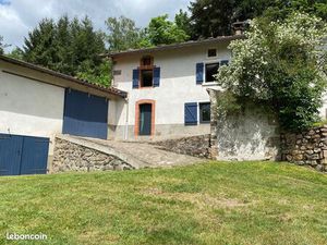 Maison de campagne avec 200m² de dépendances très rare vue imprenable aucun vis à vis à Ch