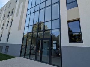 Bureaux Privatifs 15m² à Louer - Parc Georges Besse  Nîmes