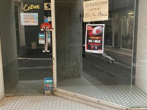 Loue local de stockage