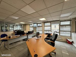 Bureaux 172 m²