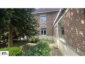 Maison 9 pièces 232 m²