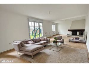 Appartement 6 pièces 197 m²