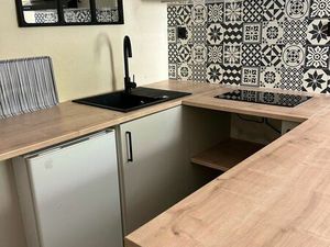 Studio rez de jardin centre Uzès