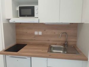 Studio rénové meublé  quartier Celleneuve