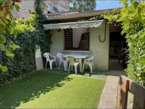 Studio 1 pièce 28 m²