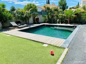 Magnifique villa avec piscine rare à la vente