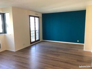 Bel appartement T4 au pied de La défense