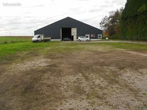 A louer local commercial