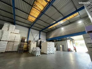 Local d'activité 635 m²
