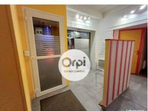 Local commercial rue de brequerecque