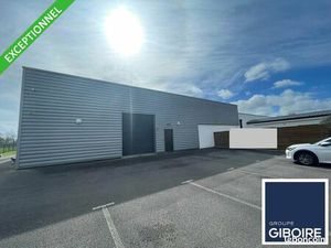 Local d'activité 800 m²