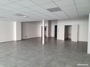 Local commercial 172 m²