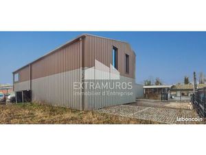 Local 225 m² Gleizé